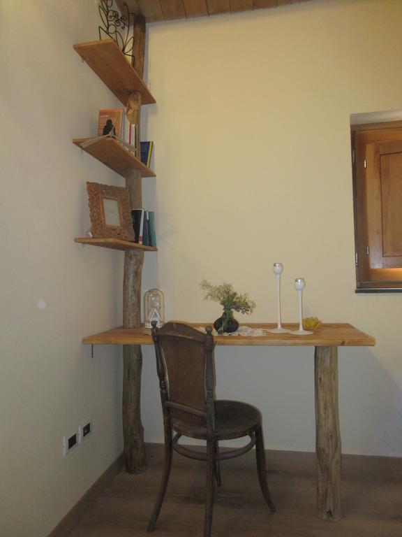Boscoscuro Farm stay *